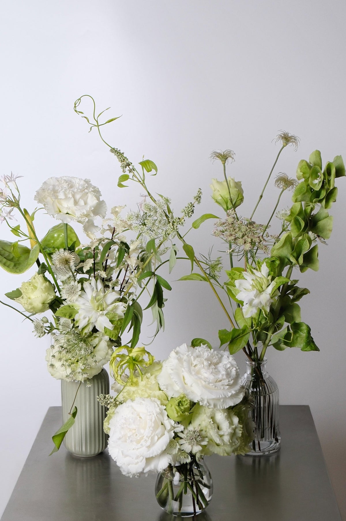 WHITE GREEN CLUSTER VASES